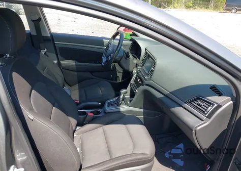 2018 Hyundai Elantra Value Edition из США, поврежденный, VIN 5NPD84LF4JH363889